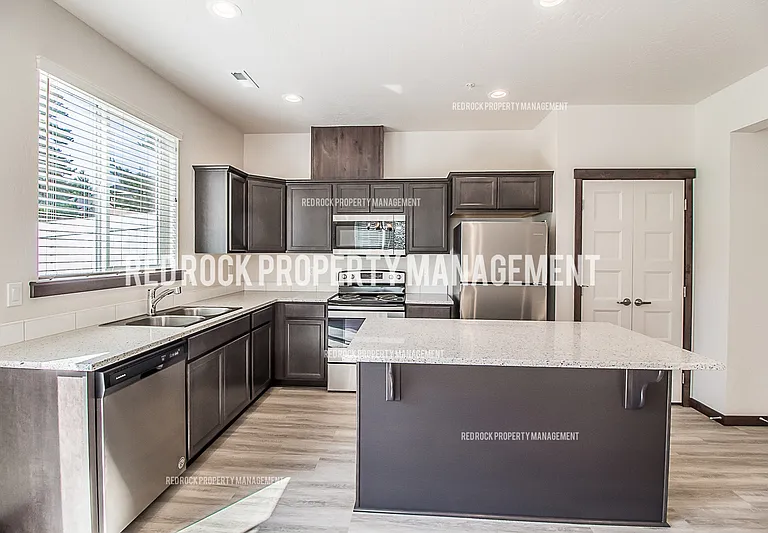 1532 E Latitude Ln #1 — Photo 7