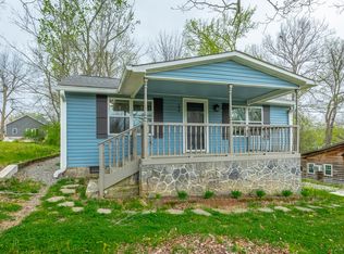 106 S Kilgore St, Athens, TN 37303