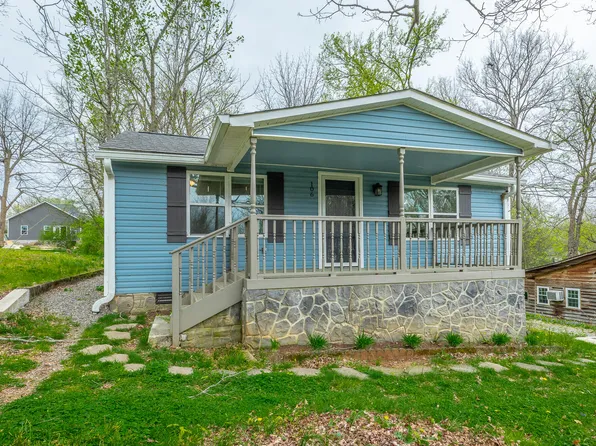 106 S Kilgore St, Athens, TN 37303