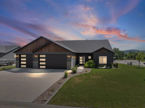 3746 Beartooth Loop, Spearfish, SD 57783