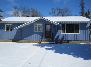 2393 11th Ave E, North Saint Paul, MN 55109