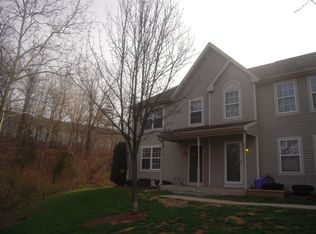 21-6 Cranberry Rdg, Reading, PA 19606