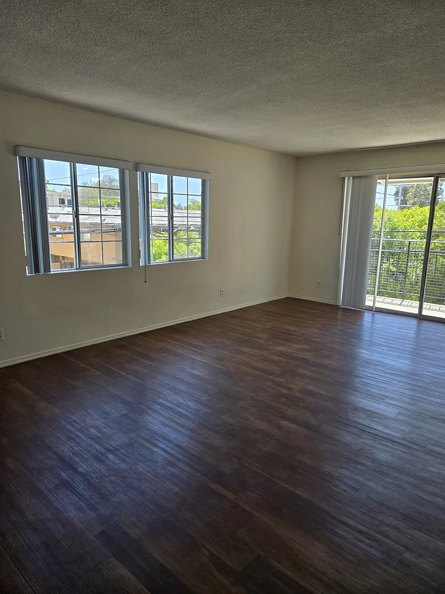 Building Photo - 11661 Texas Ave #6