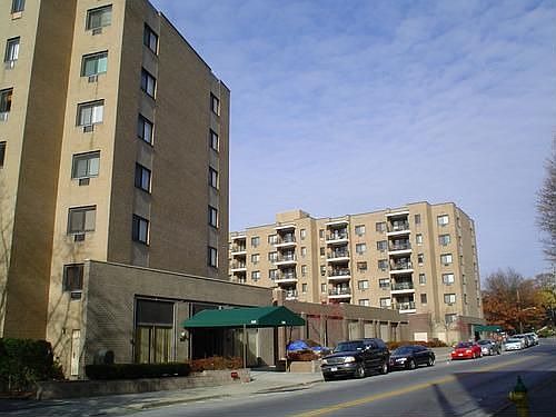 1st image of 100 E Hartsdale Ave APT 7CW