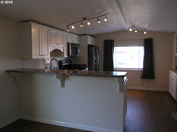 2nd image of 300 SW 7th Ave Unit 311