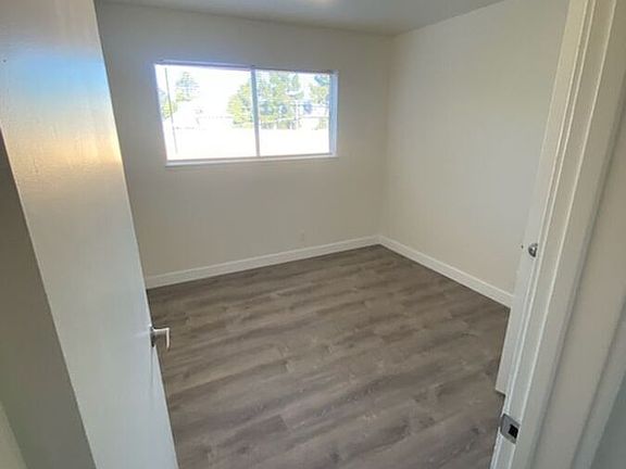 4th image of 2315 Parker St #21