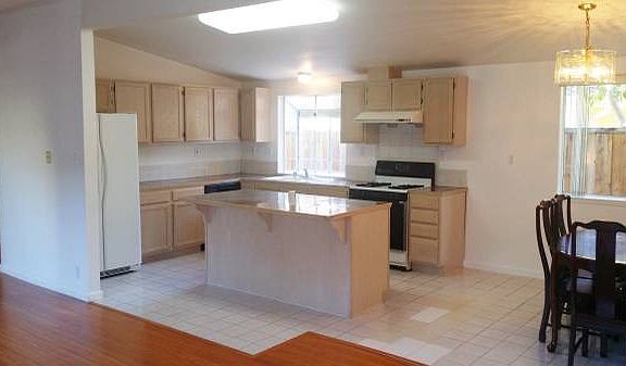 2nd image of 10571 Culbertson Dr