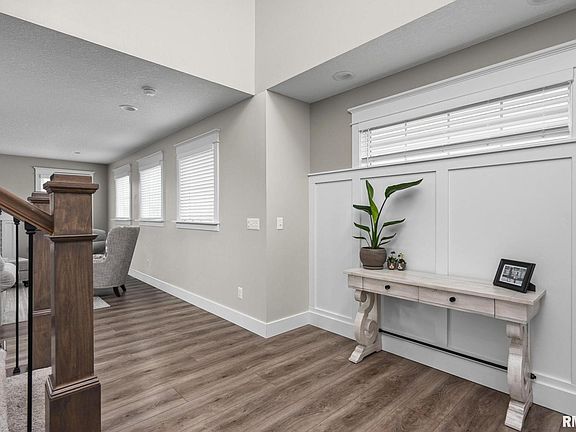 4th image of 6205 Lillie Ave