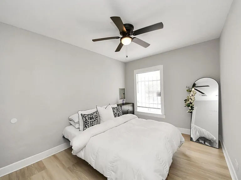 4415 Hershe St — Photo 8