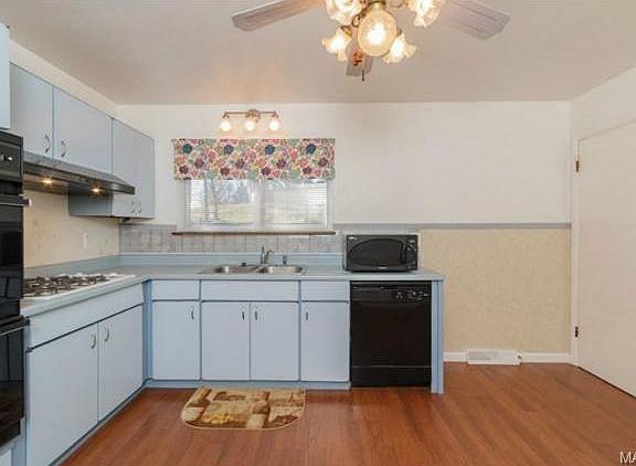 4th image of 2690 Flamingo Dr