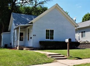 615 N 6th St, Missouri Valley, IA 51555