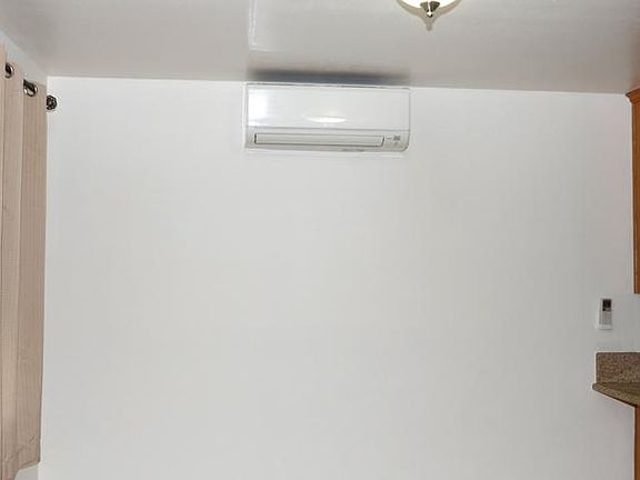 Mitsubishi single zone air conditioner