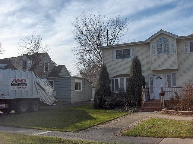 2nd image of 128 N Harold Ave