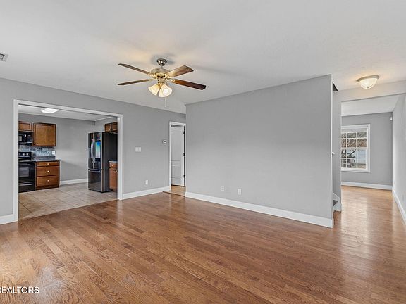5th image of 6717 Casa Bella Dr