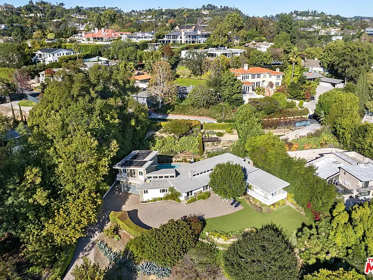11215 W Sunset Blvd — Photo 71
