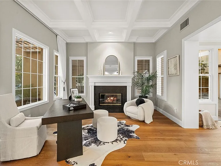 15 Vernon — Photo 16