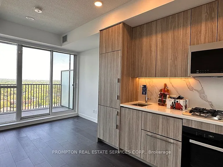 68 Esther Shiner Blvd #2007 — Photo 13