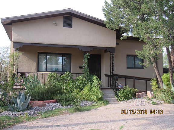 2nd image of 2801 Kathryn Ave SE