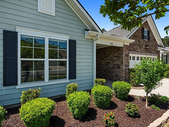 3rd image of 205 Marina Shores Ct