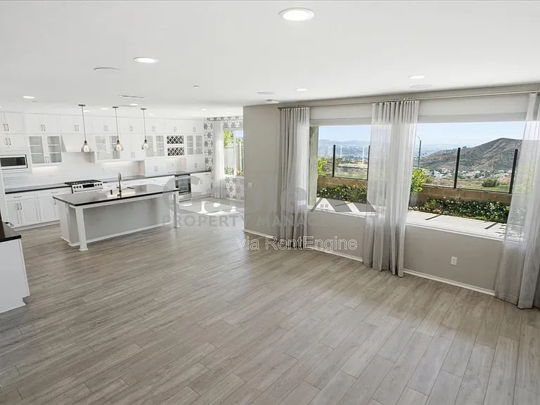 18262 Astro Ct — Photo 4
