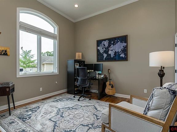 3rd image of 108 Cody Ct
