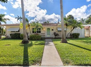 809 NW 8th Ave, Dania Beach, FL 33004