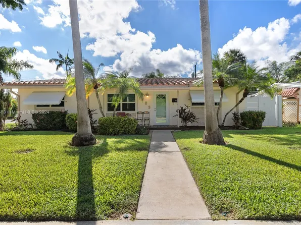 809 NW 8th Ave, Dania Beach, FL 33004