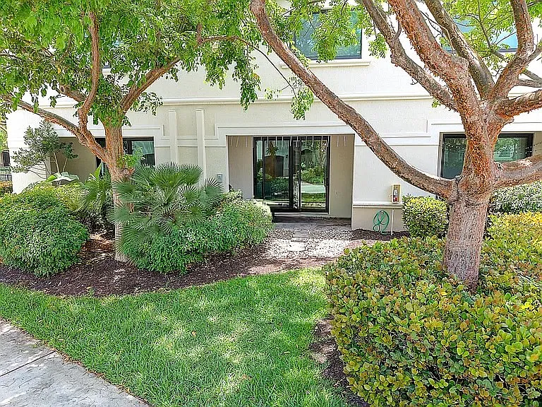 4236 N Dixie Hwy #132 — Photo 22