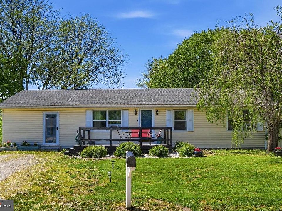 1st image of 34 Bonniefield Cir