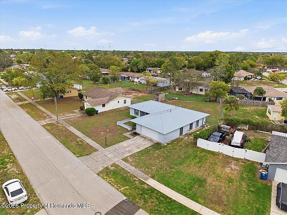 5th image of 4464 Bromley Ave