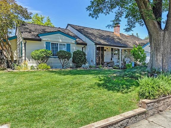 3rd image of 3009 El Prado Way