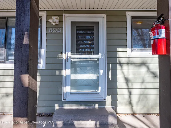 693 N 7th St, Silt, CO 81652
