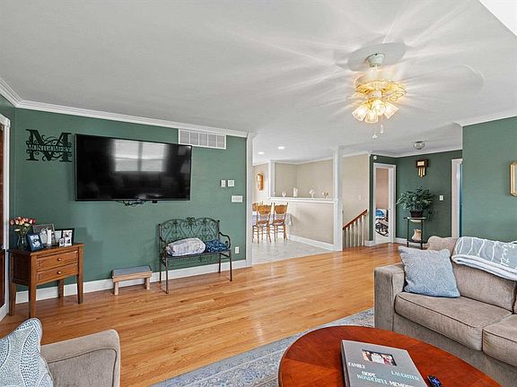 5th image of 207 Askins Rd