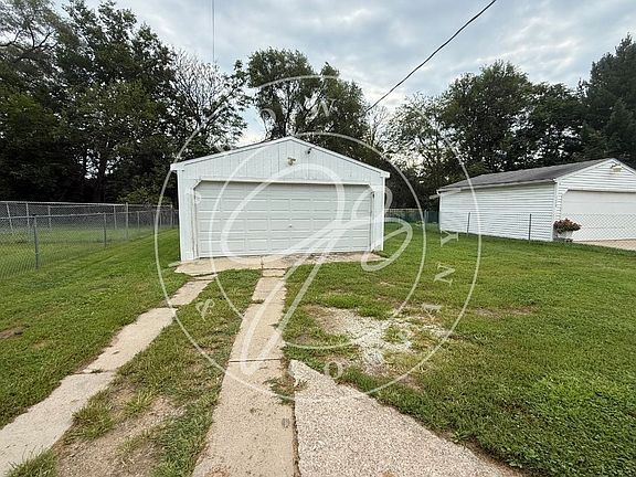 2nd image of 1116 Brookley Blvd