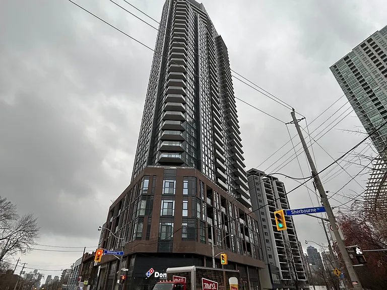 159 Wellesley St E #303 — Photo 1