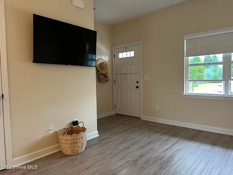 69 Outrigger Dr — Photo 32