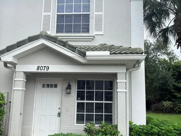 8079 Pacific Beach Dr, Fort Myers, FL 33966