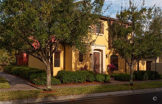 1st image of 9121 Chula Vista St #122-1