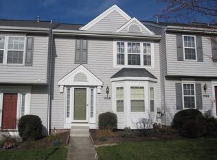 1068 Royal Dr, Canonsburg, PA 15317