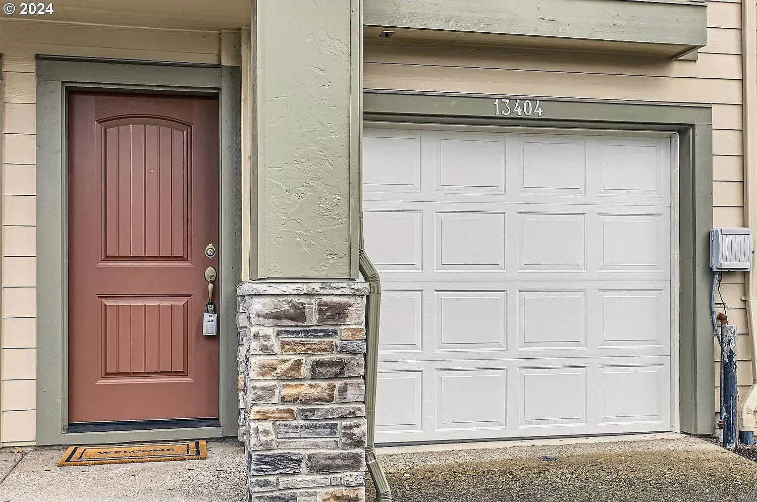 2 bed, 1178 sqft, $2,300 — Photo 4