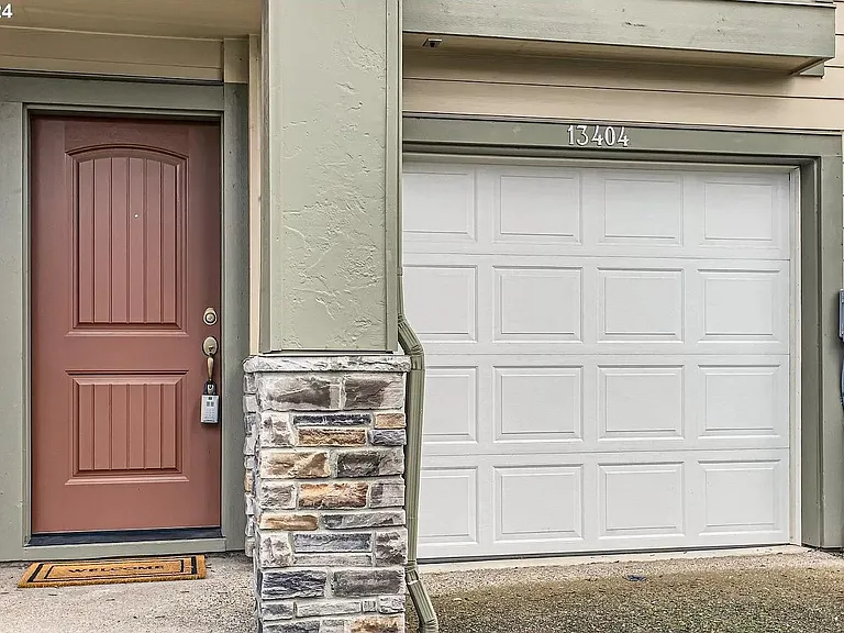 13404 SW Beach Plum Ter — Photo 4