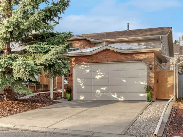 186 E Shawinigan Way SW, Calgary, AB T2Y 2W3