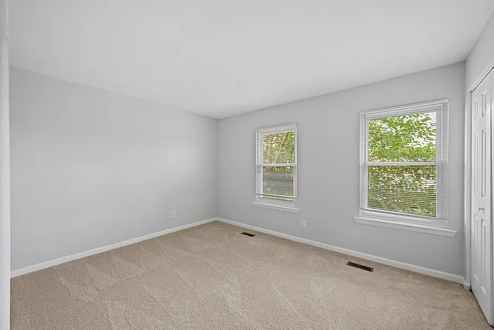 253 Greenbrier Ave — Photo 10