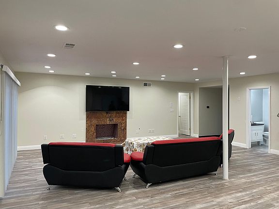 2nd image of 16704 Septo St