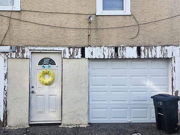 5th image of 129 Hillside Avenue
