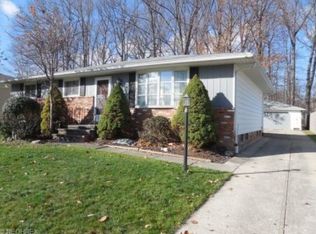 2106 Avalon Dr, Parma, OH 44134