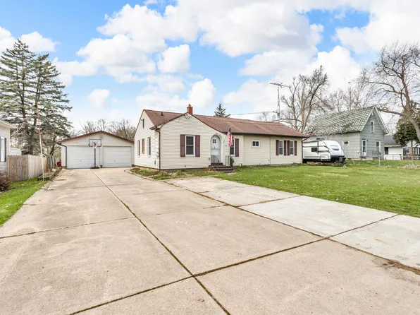 808 Longfellow Ave, Jackson, MI 49202