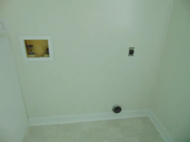 201 Clinton St — Photo 8