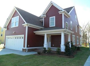 110 Sharpe Dr, Suffolk, VA 23435
