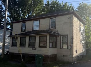 7 East St, Whitesboro, NY 13492